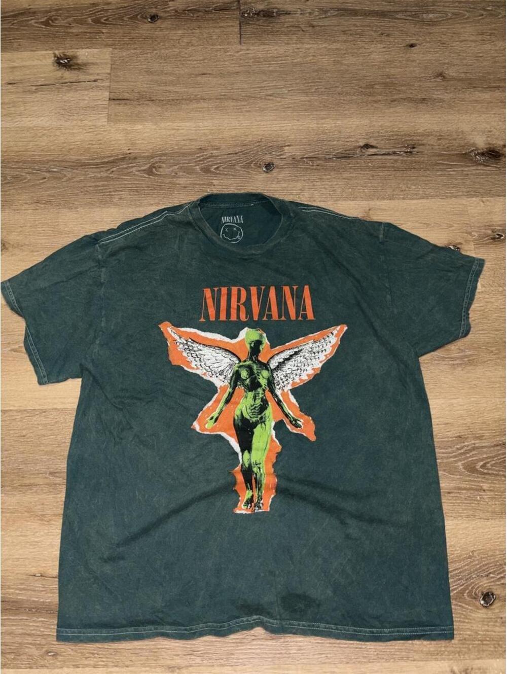Nirvana In Utero Angel Mineral Wash Graphic T-Shirt – Green – XL